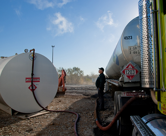 fuel tank service